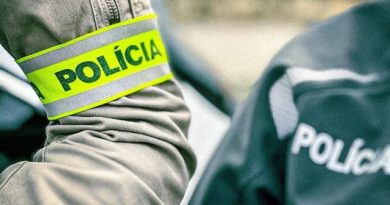 Polícia zasahovala v lučeneckom okrese, päťročnému chlapcovi namerali 2,5 promile 