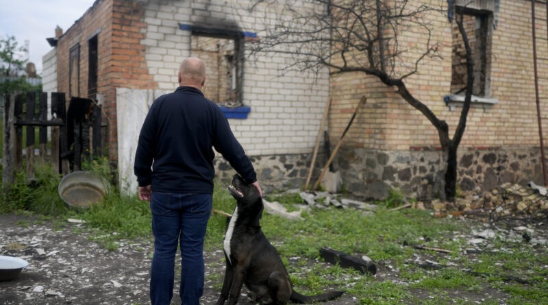 Ukrajinci zatkli muža podozrivého zo špehovania, aktivity mal vykonávať počas venčenia psa